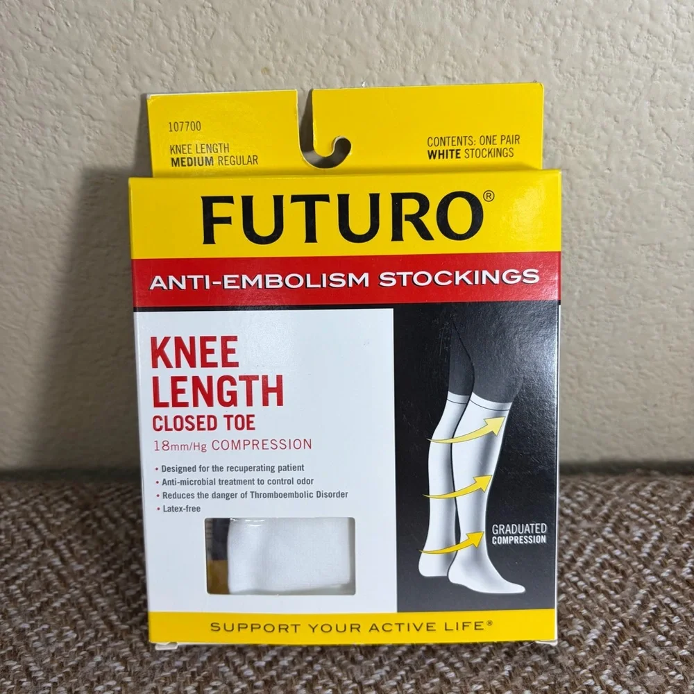 3M Futuro Anti-Embolism Knee Length Closed Toe Stockings Sz M White Moderate